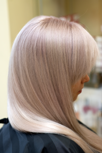 Blond toning with grayish red colour