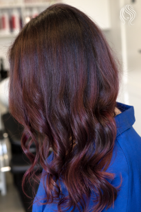 Light Balayage in violet